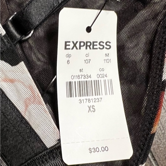 Express mesh triangle adjustable floral extra small bralette - Picture 5 of 9